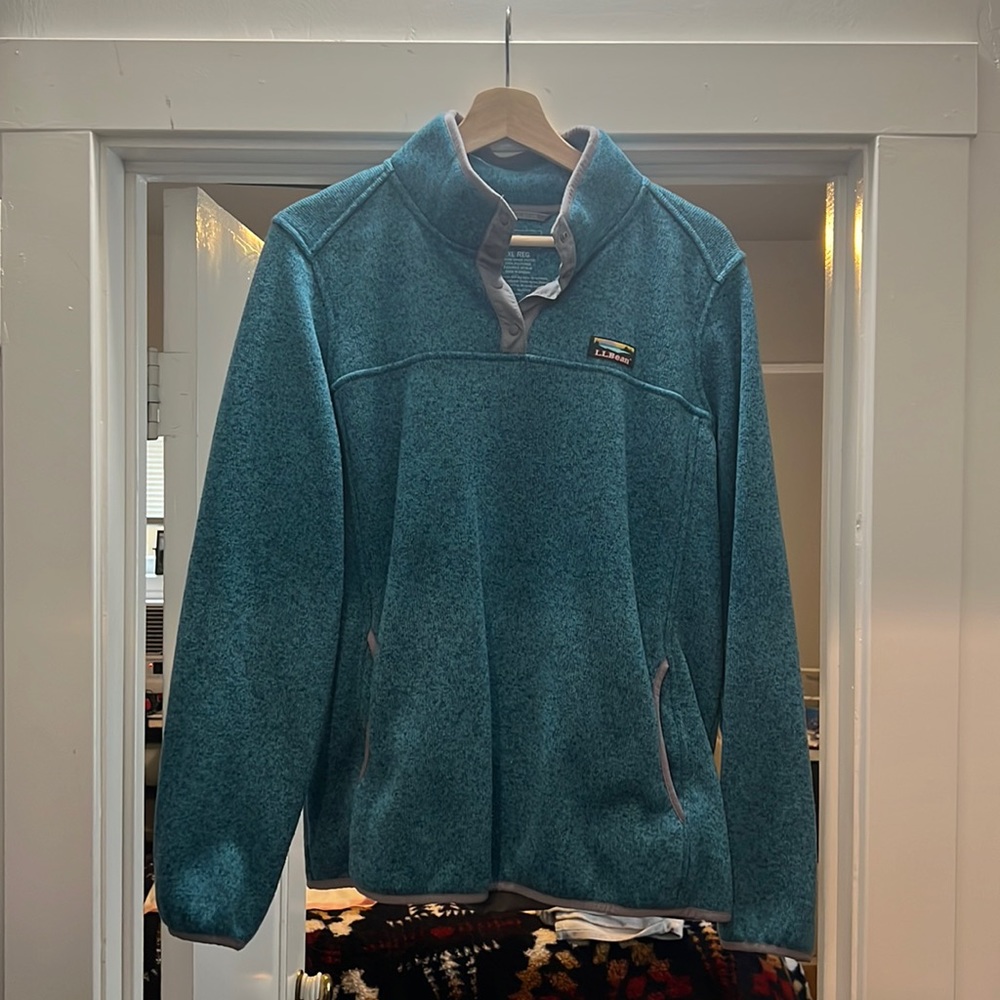 L L Bean Pull Over - XL Teal